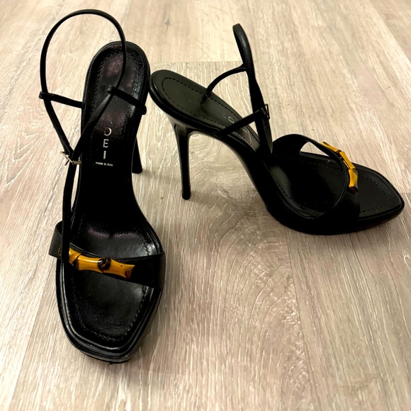 CASADEI sandals luxury Italian brand 🇮🇹🔥 with details in Bamboo - Picture 2 of 5